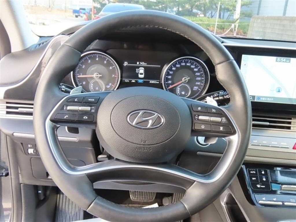 HYUNDAI Grandeur - Vista 10