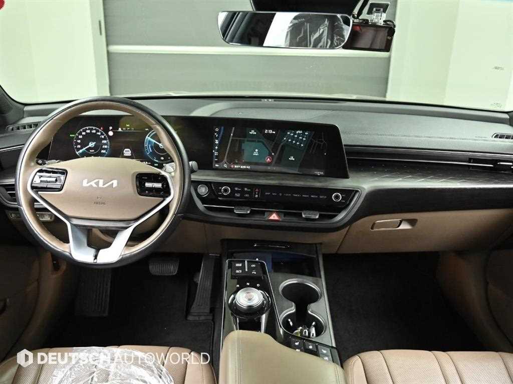 KIA K8 - Vista 7