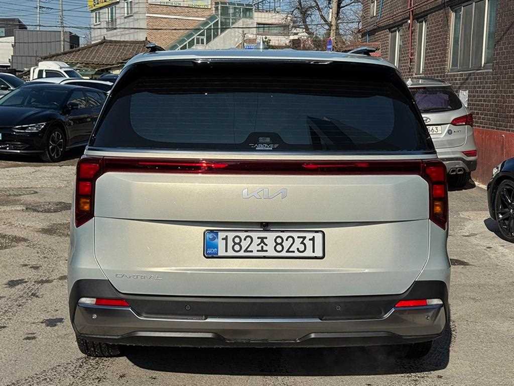 KIA Carnival - Vista 4