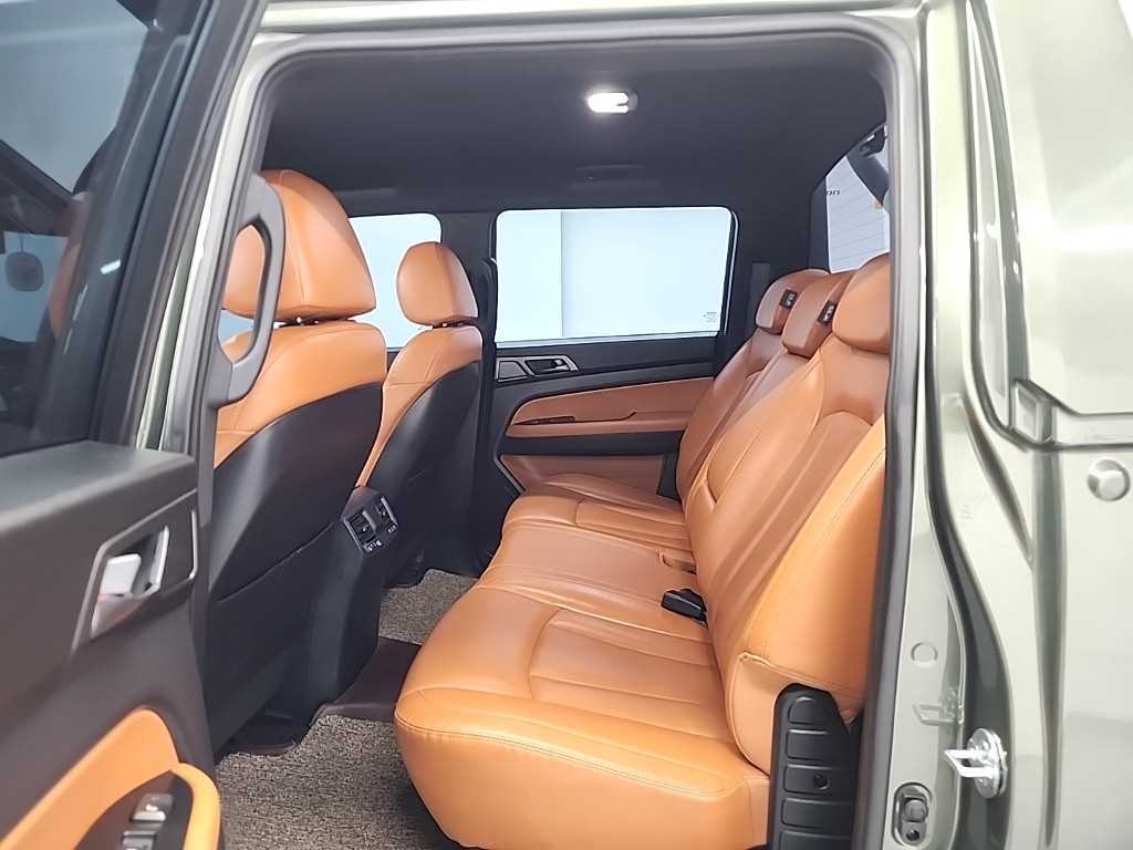 Ssangyong Rexton - Vista 12