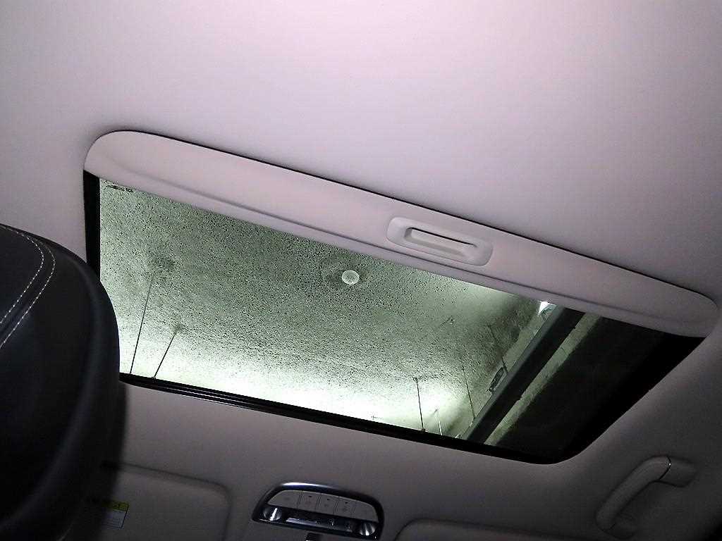 Genesis G90 2019 Negro - Importación desde Corea - HF Imports Iquique - Foto 15