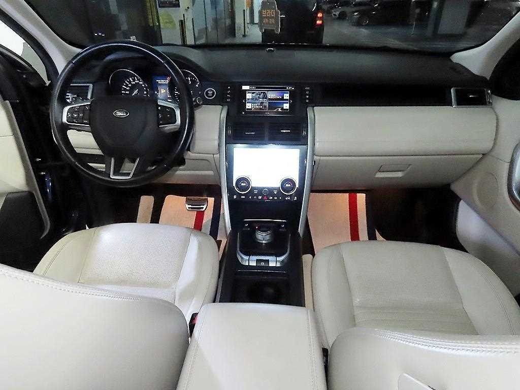 Land Rover Discovery Sports - Vista 10