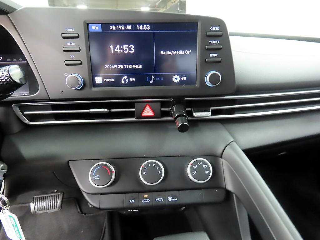 HYUNDAI Avante 2021 - Importación desde Corea - HF Imports Iquique - Foto 13