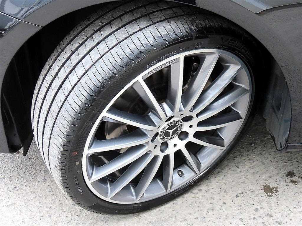 Mercedes Benz E class 2023 Negro - Importación desde Corea - HF Imports Iquique - Foto 20