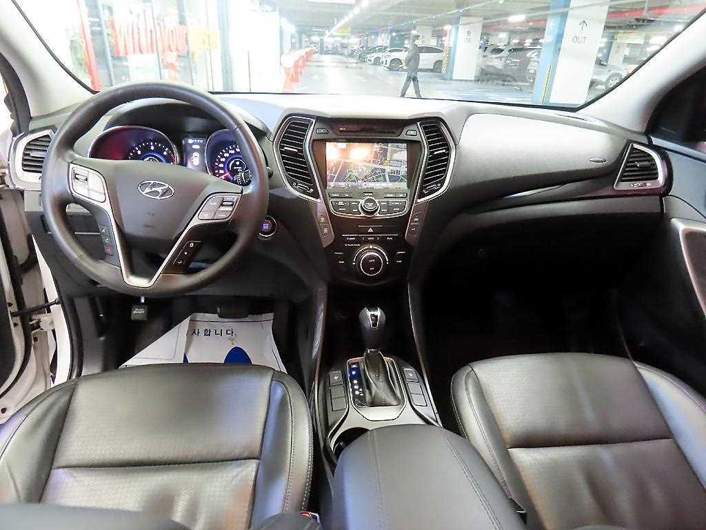 HYUNDAI Santa Fe - Vista 10