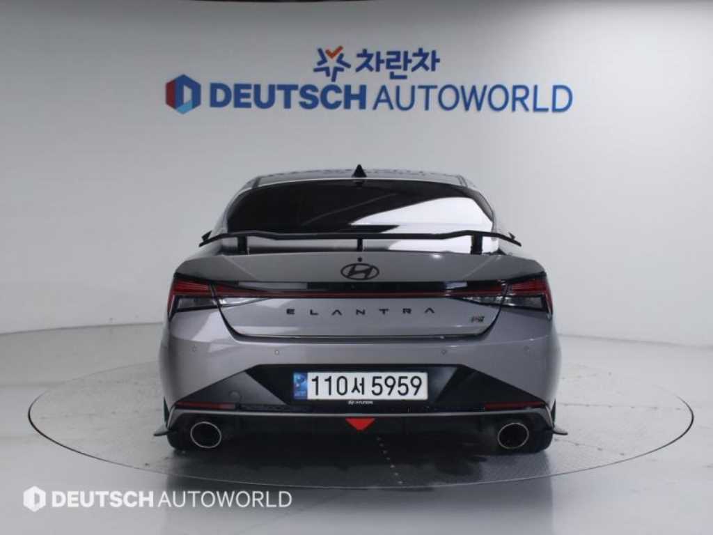 HYUNDAI Avante - Vista 4