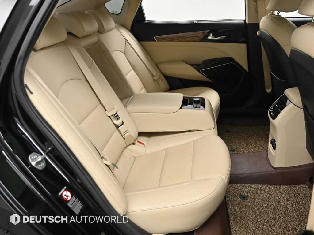 KIA K7 - Vista 12