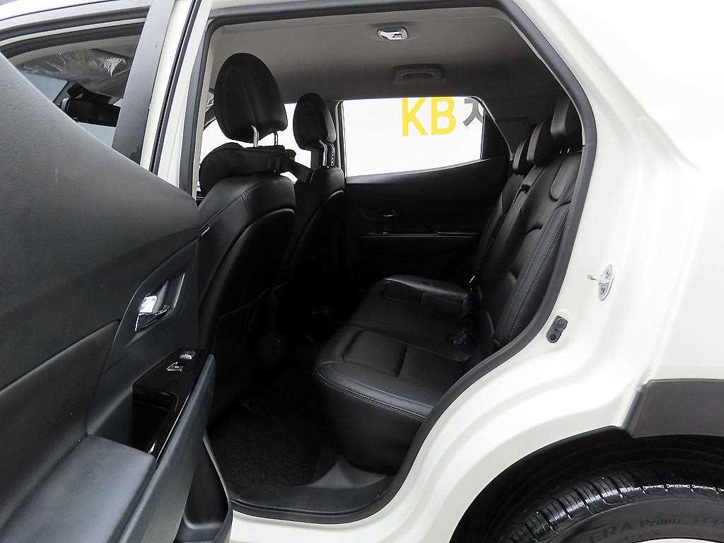 Ssangyong Korando 2021 Blanco - Importación desde Corea - HF Imports Iquique - Foto 14