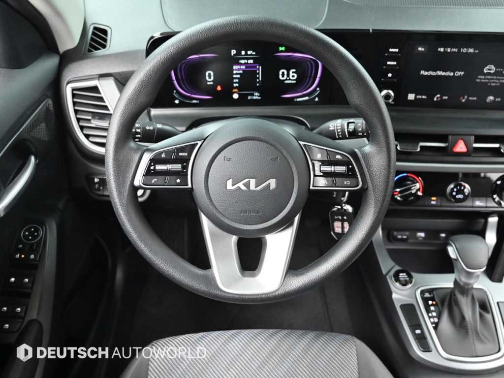 KIA Seltos 2024 Azul - Importación desde Corea - HF Imports Iquique - Foto 13