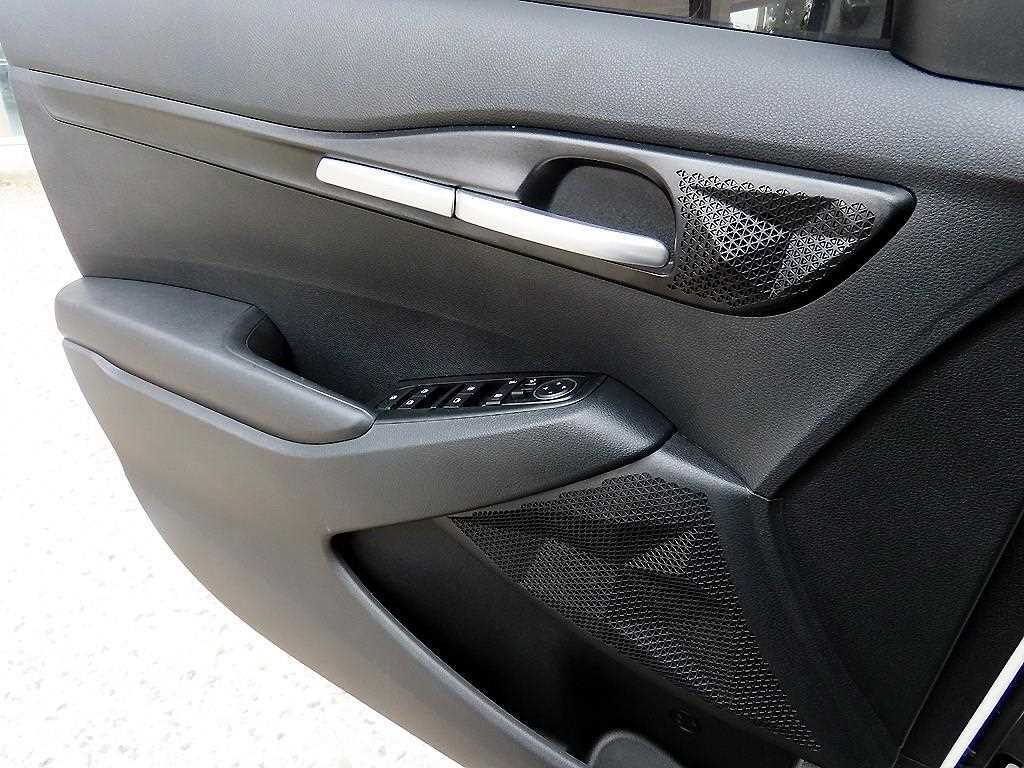 KIA Seltos - Vista 11