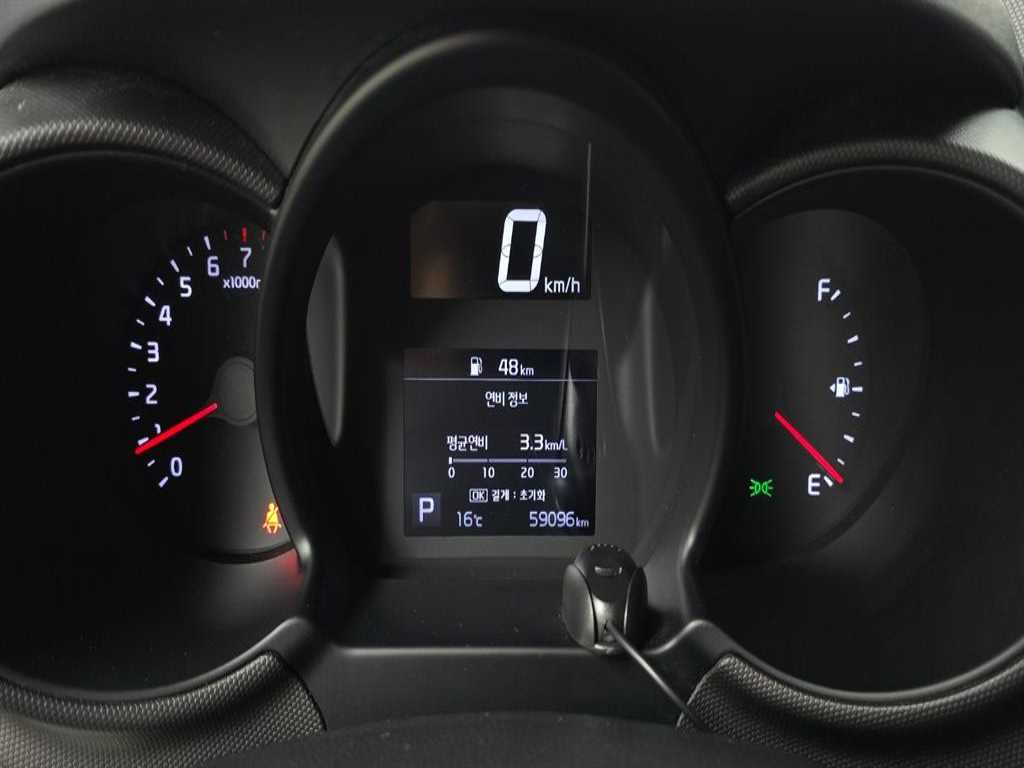 KIA Ray 2022 Blanco - Importación desde Corea - HF Imports Iquique - Foto 13