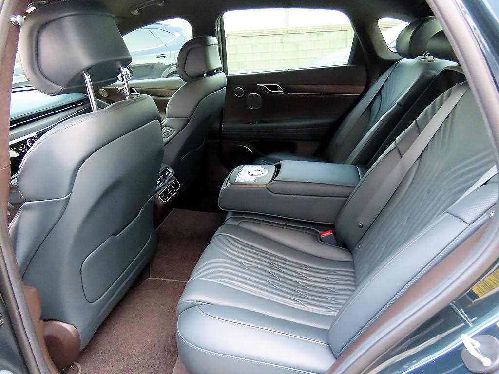 Genesis G80 - Vista 6