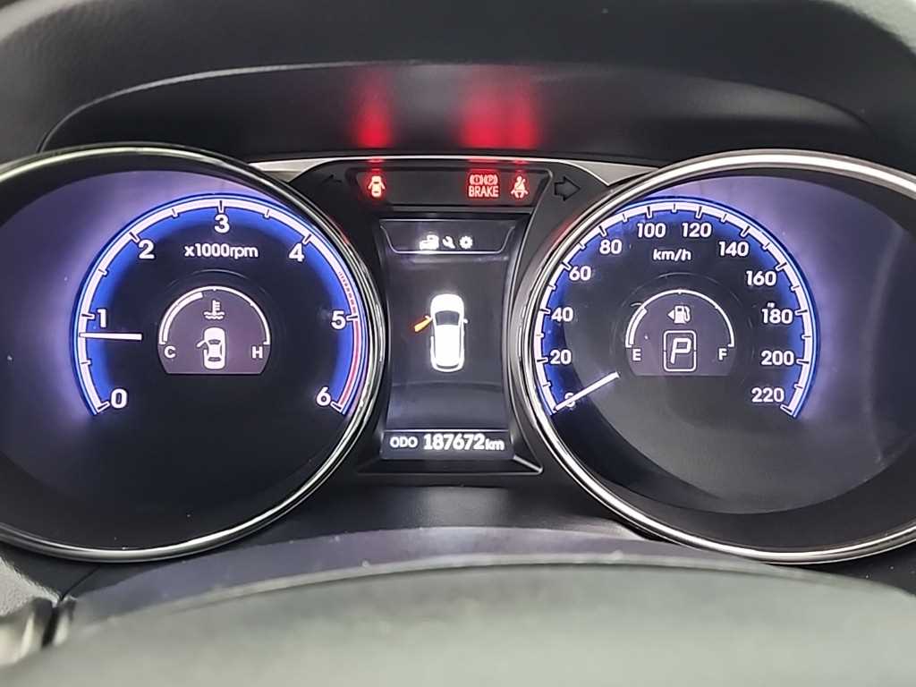 HYUNDAI Tucson - Vista 6