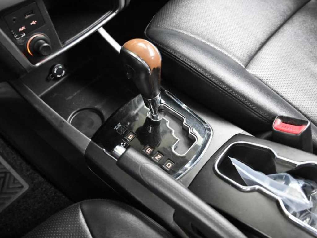 Ssangyong Korando - Vista 9