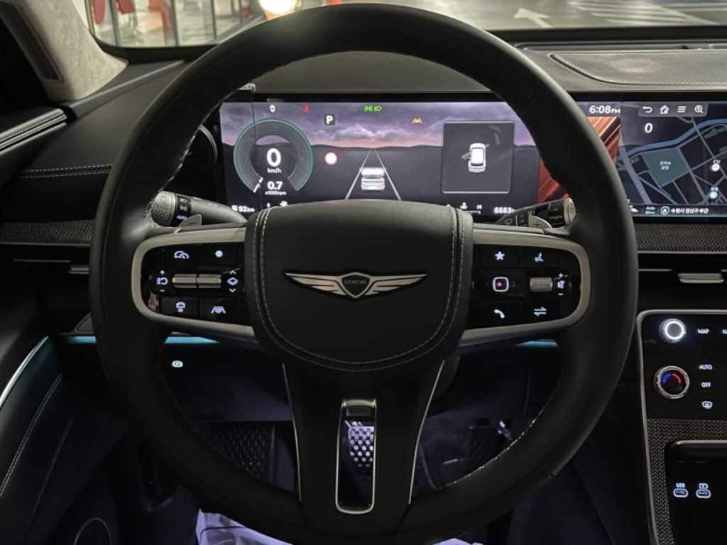 Genesis GV80 - Vista 9