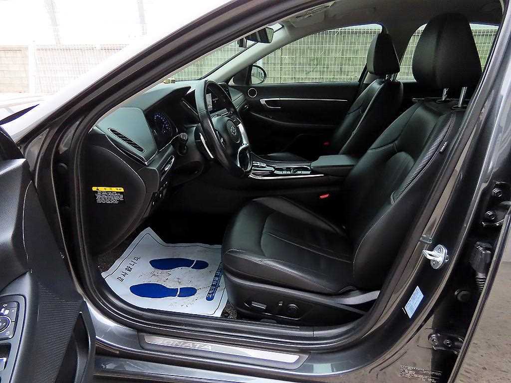 HYUNDAI Sonata - Vista 5