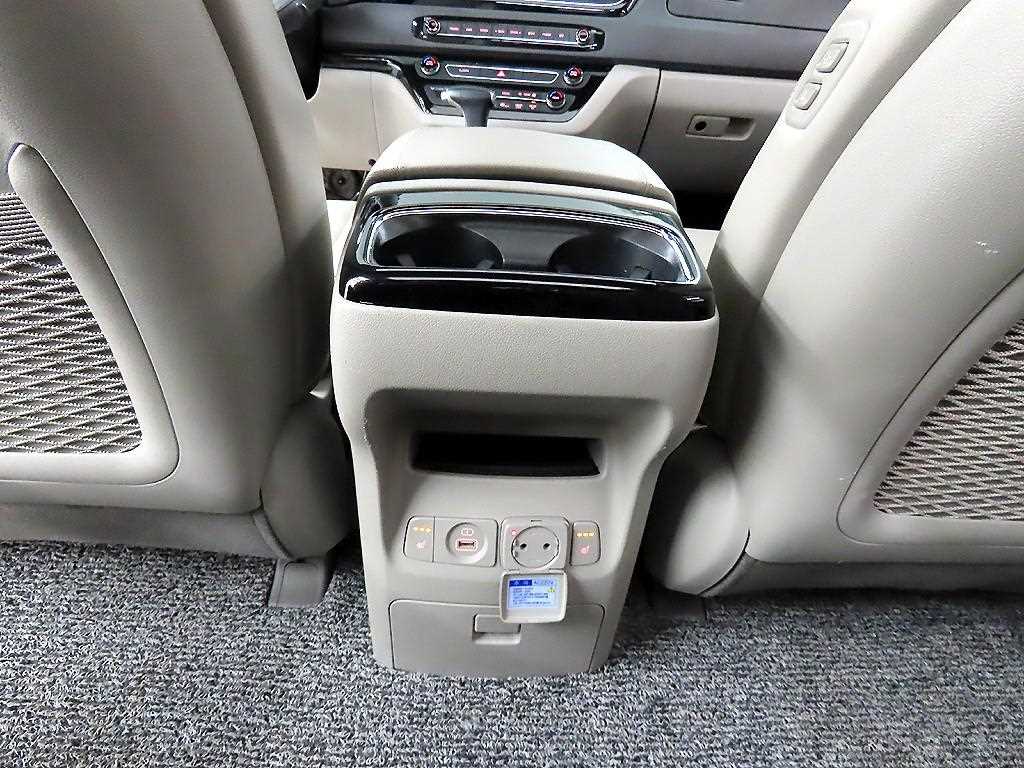 KIA Carnival 2017 - Importación desde Corea - HF Imports Iquique - Foto 13