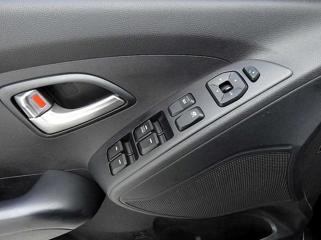 HYUNDAI Tucson - Vista 9