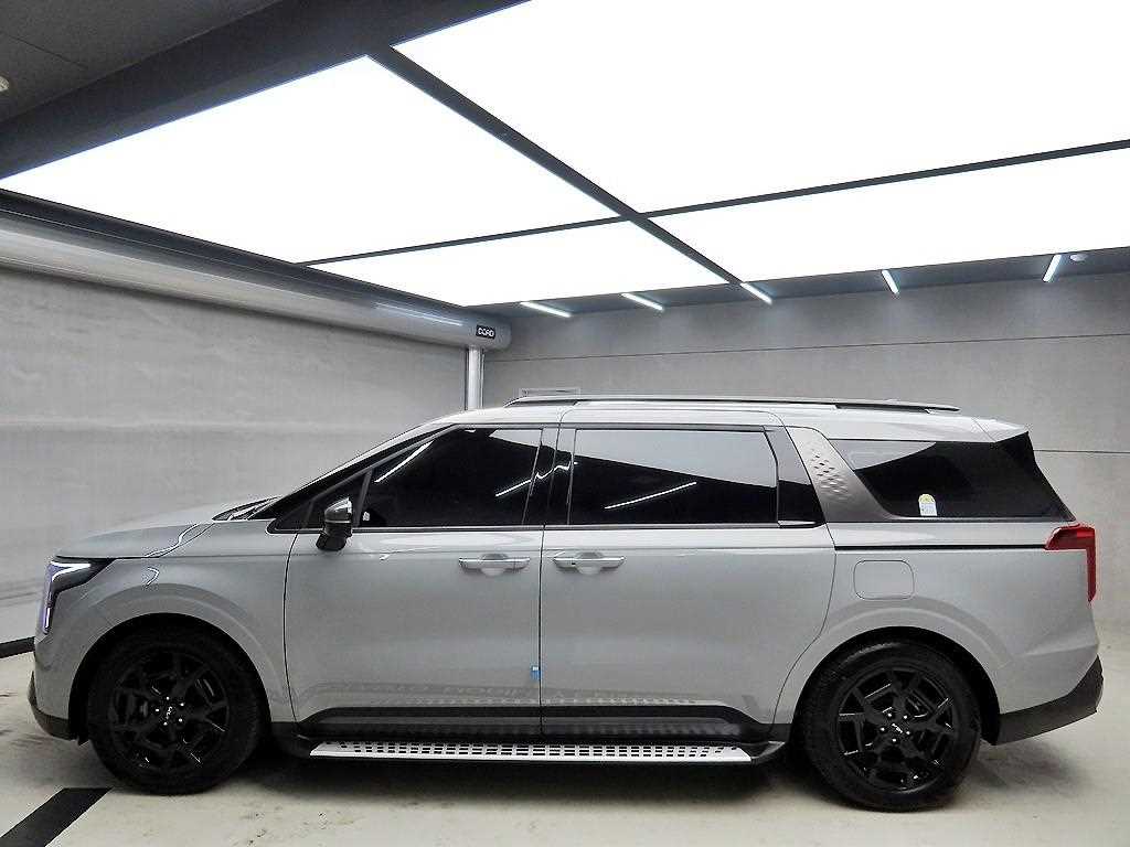 KIA Carnival - Vista 4