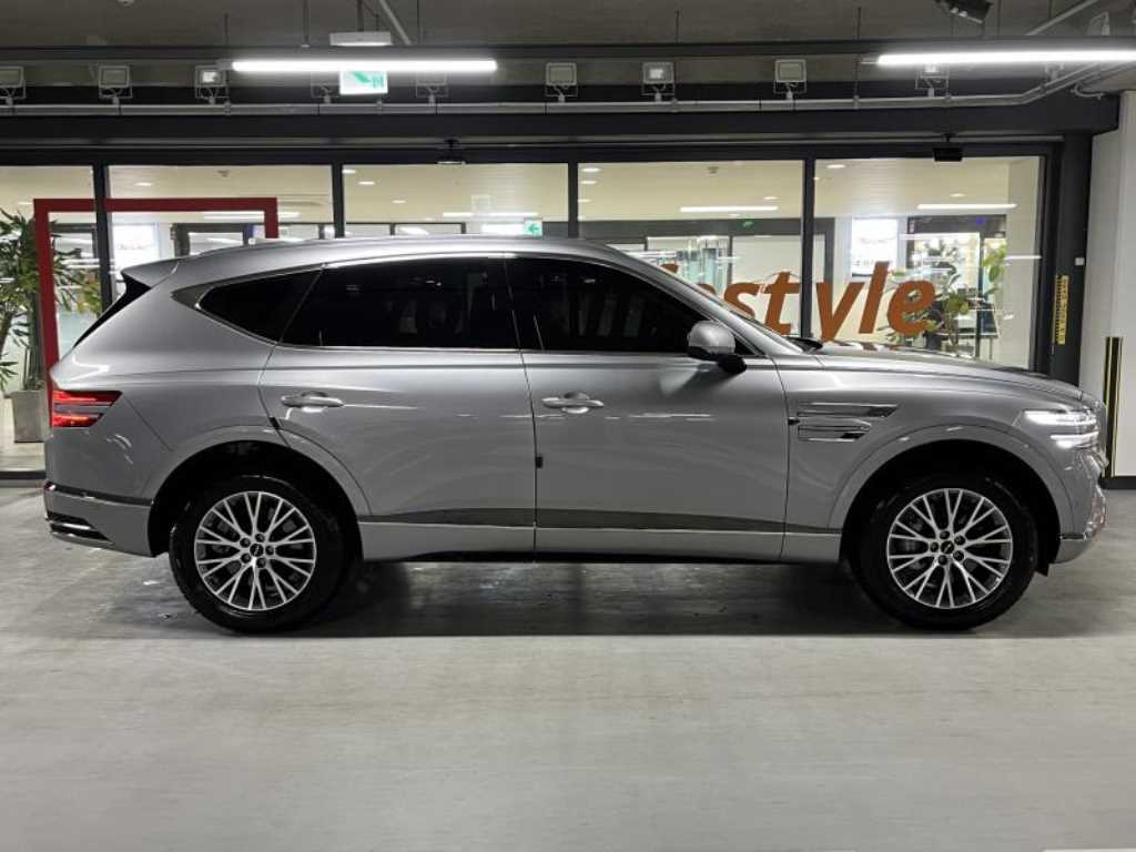 Genesis GV80 - Vista 4