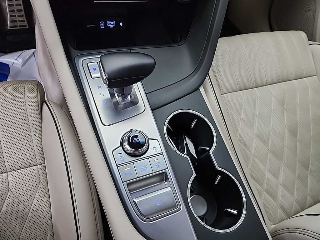 Genesis G70 - Vista 9