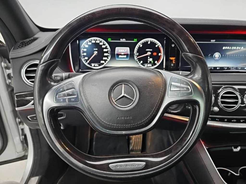 Mercedes Benz S Class - Vista 6