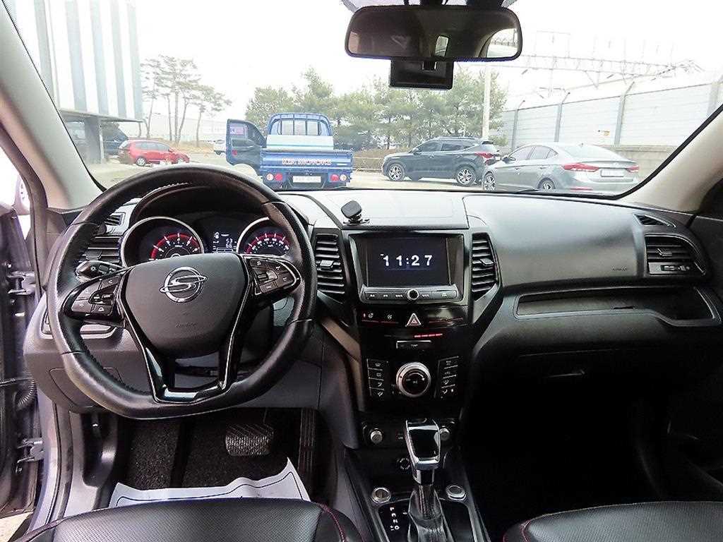 Ssangyong Tivoli - Vista 7