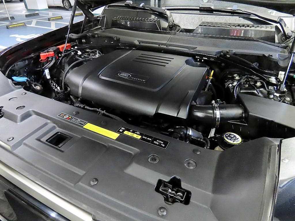 Land Rover Defender 2023 Negro - Importación desde Corea - HF Imports Iquique - Foto 19