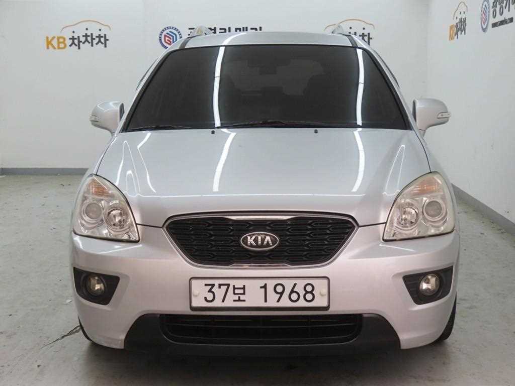 KIA Carens - Vista 2