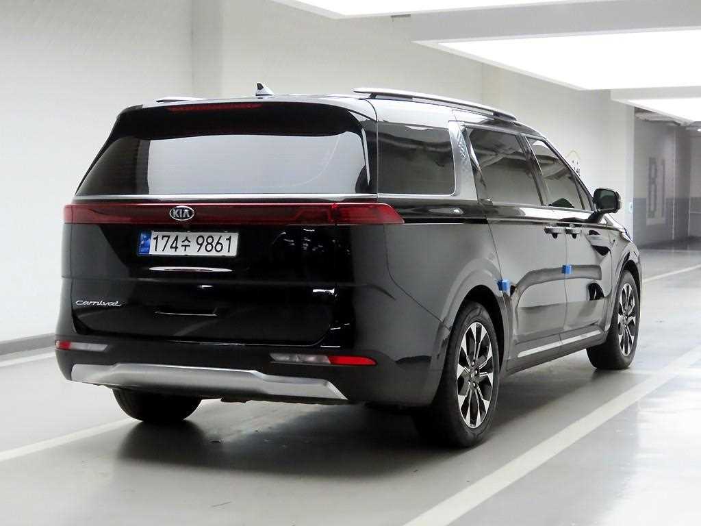 KIA Carnival - Vista 4