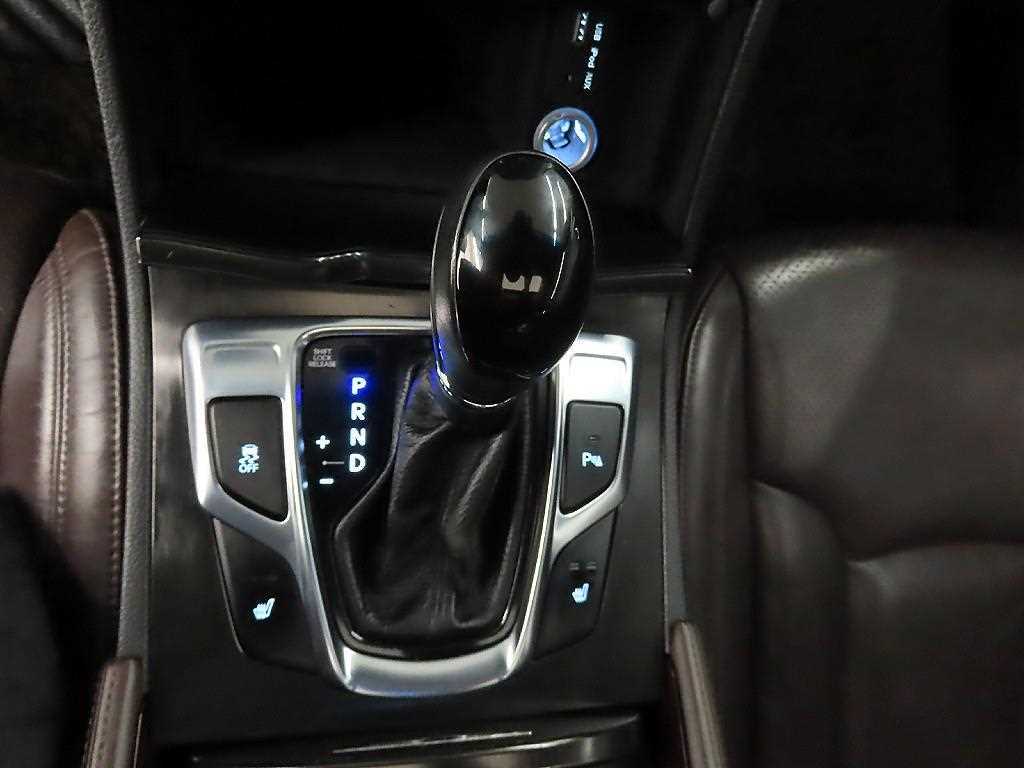 HYUNDAI Grandeur - Vista 10