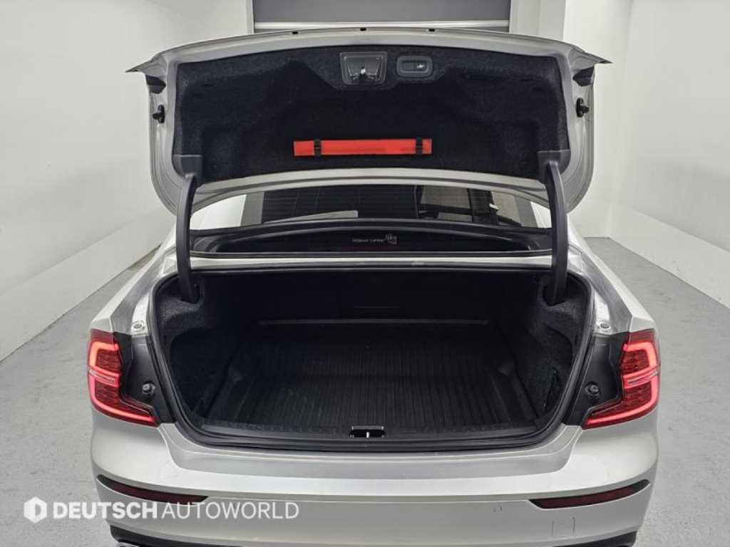 Volvo S60 2020 Gris - Importación desde Corea - HF Imports Iquique - Foto 19