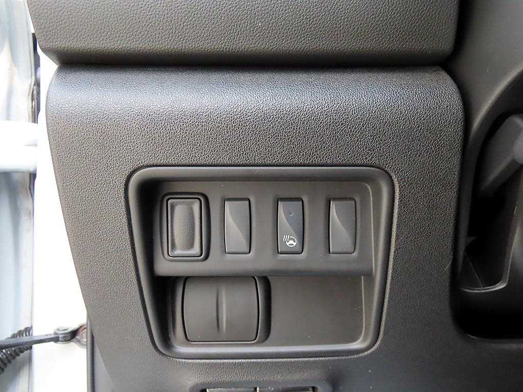 SAMSUNG QM6 - Vista 12