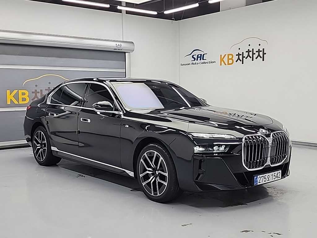 BMW 7 Series - Vista 4