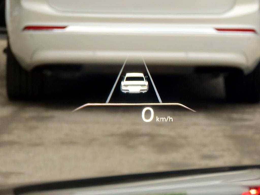 Genesis G80 - Vista 10