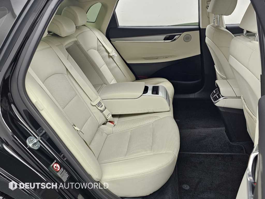 HYUNDAI Grandeur - Vista 12