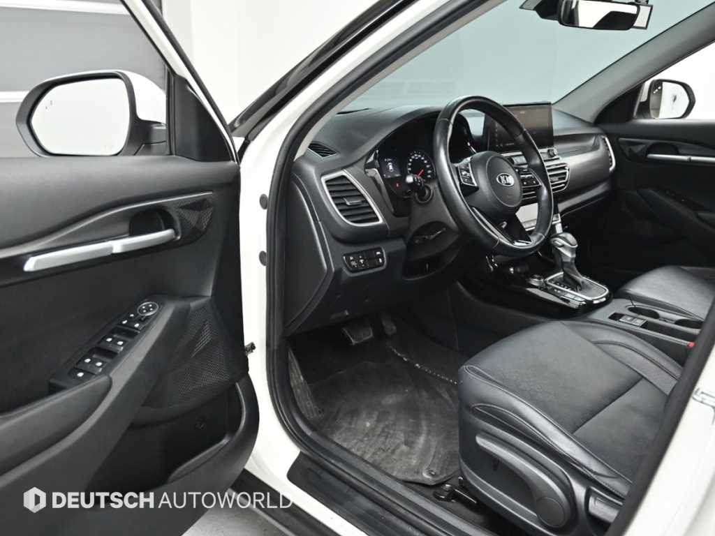 KIA Seltos - Vista 11