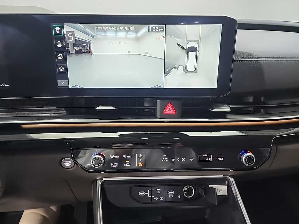 KIA Carnival - Vista 10