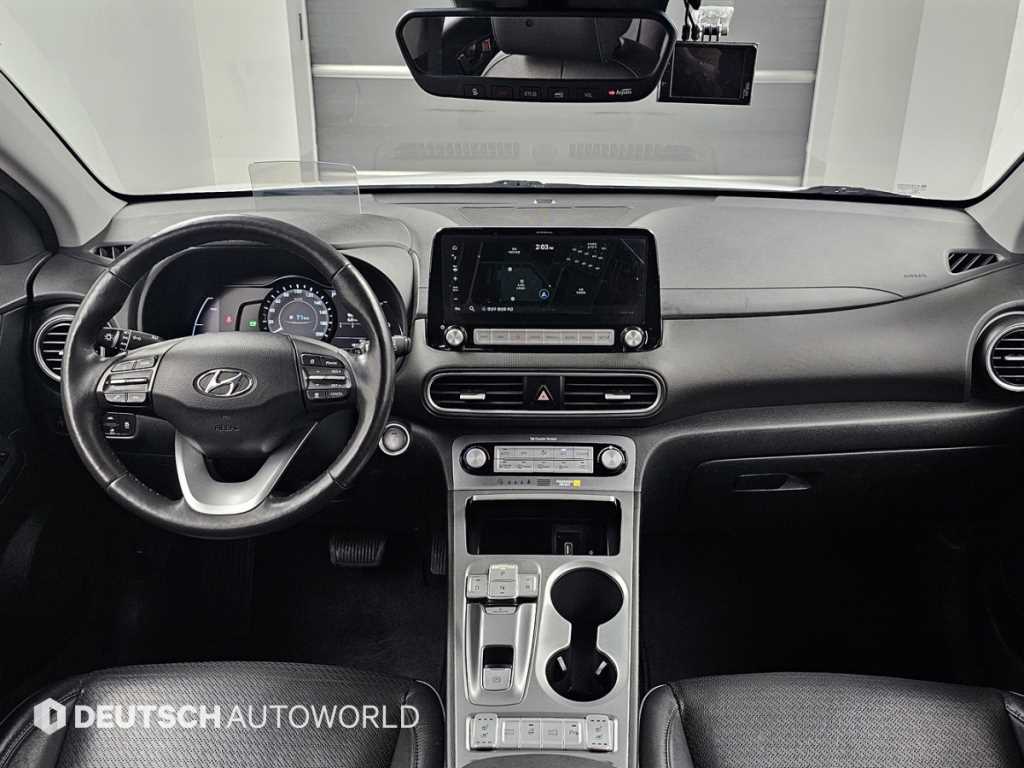 HYUNDAI Kona - Vista 7