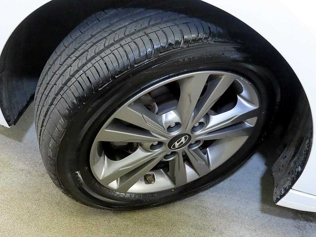 HYUNDAI Avante 2018 Blanco - Importación desde Corea - HF Imports Iquique - Foto 19