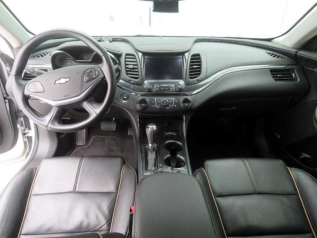 Chevrolet Impala - Vista 7