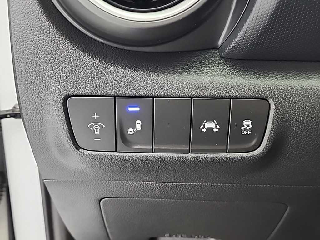 HYUNDAI Kona 2020 Blanco - Importación desde Corea - HF Imports Iquique - Foto 17