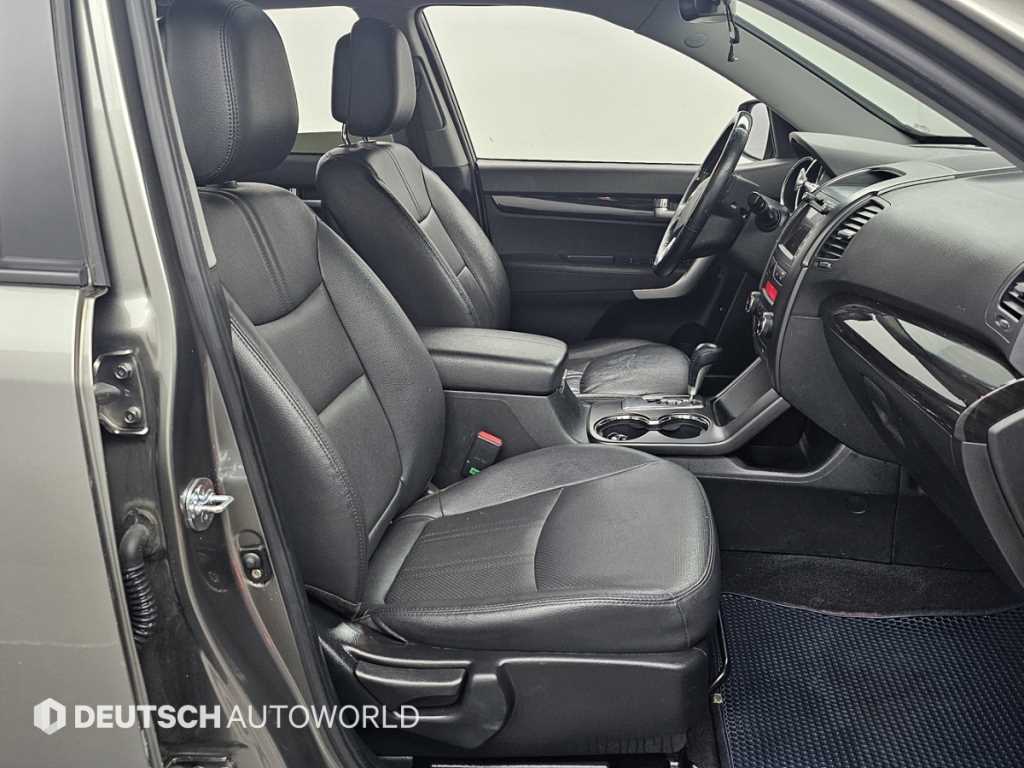 KIA Sorento - Vista 10