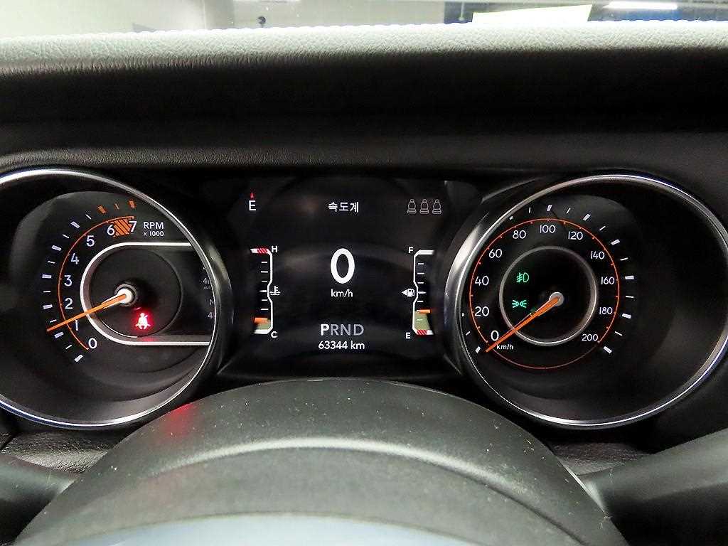 Jeep Wrangler - Vista 6