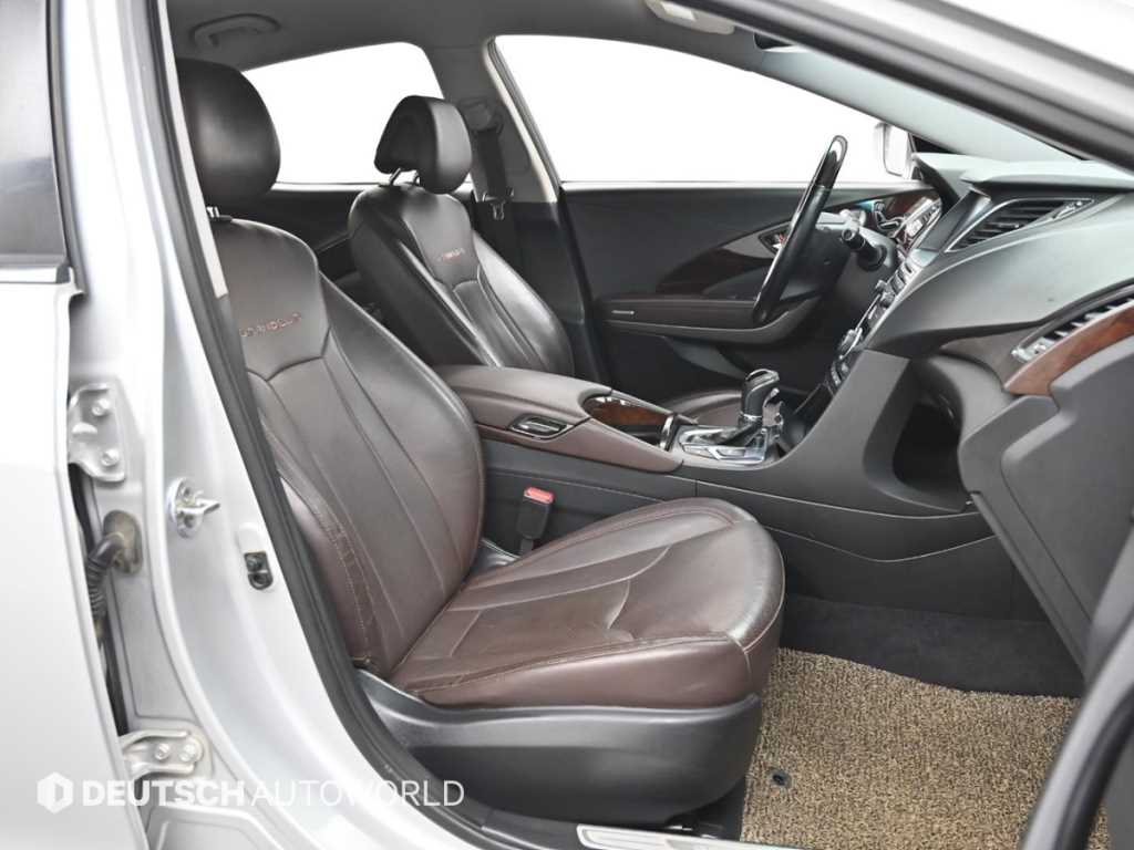 HYUNDAI Grandeur - Vista 10