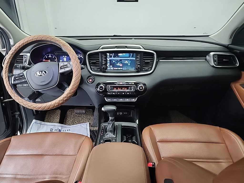 KIA Sorento - Vista 7