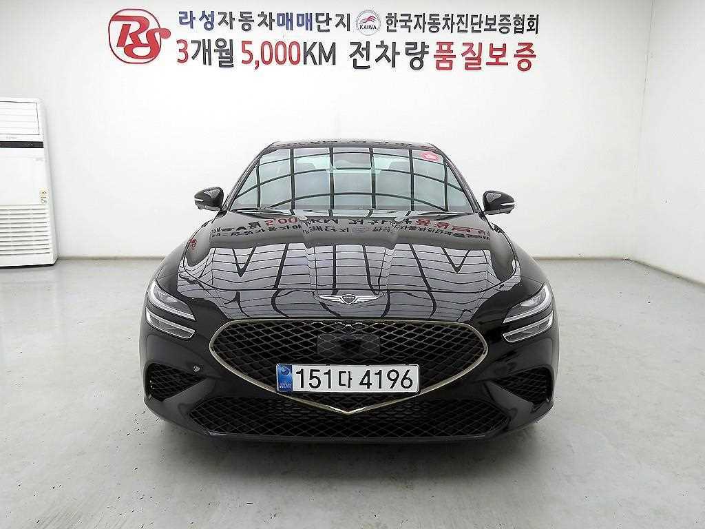 Genesis G70 - Vista 2