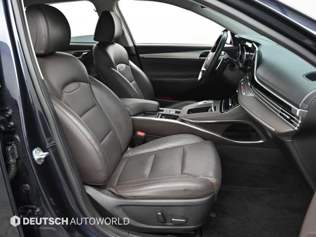 HYUNDAI Grandeur - Vista 10