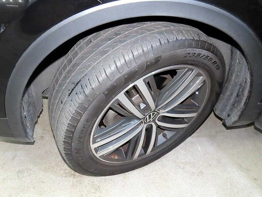 Volkswagen Tiguan 2024 Negro - Importación desde Corea - HF Imports Iquique - Foto 20