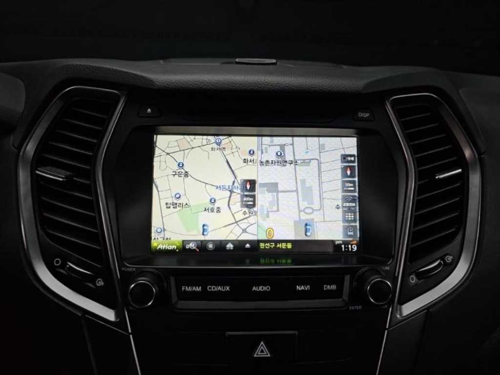 HYUNDAI Santa Fe - Vista 9